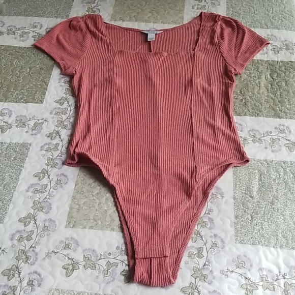Arizona Yuma Rose Square Neck Ribbed Bodysuit - Picture 7 of 16